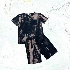 SHEIN Boys Tie Dye T-shirt & Shorts Set